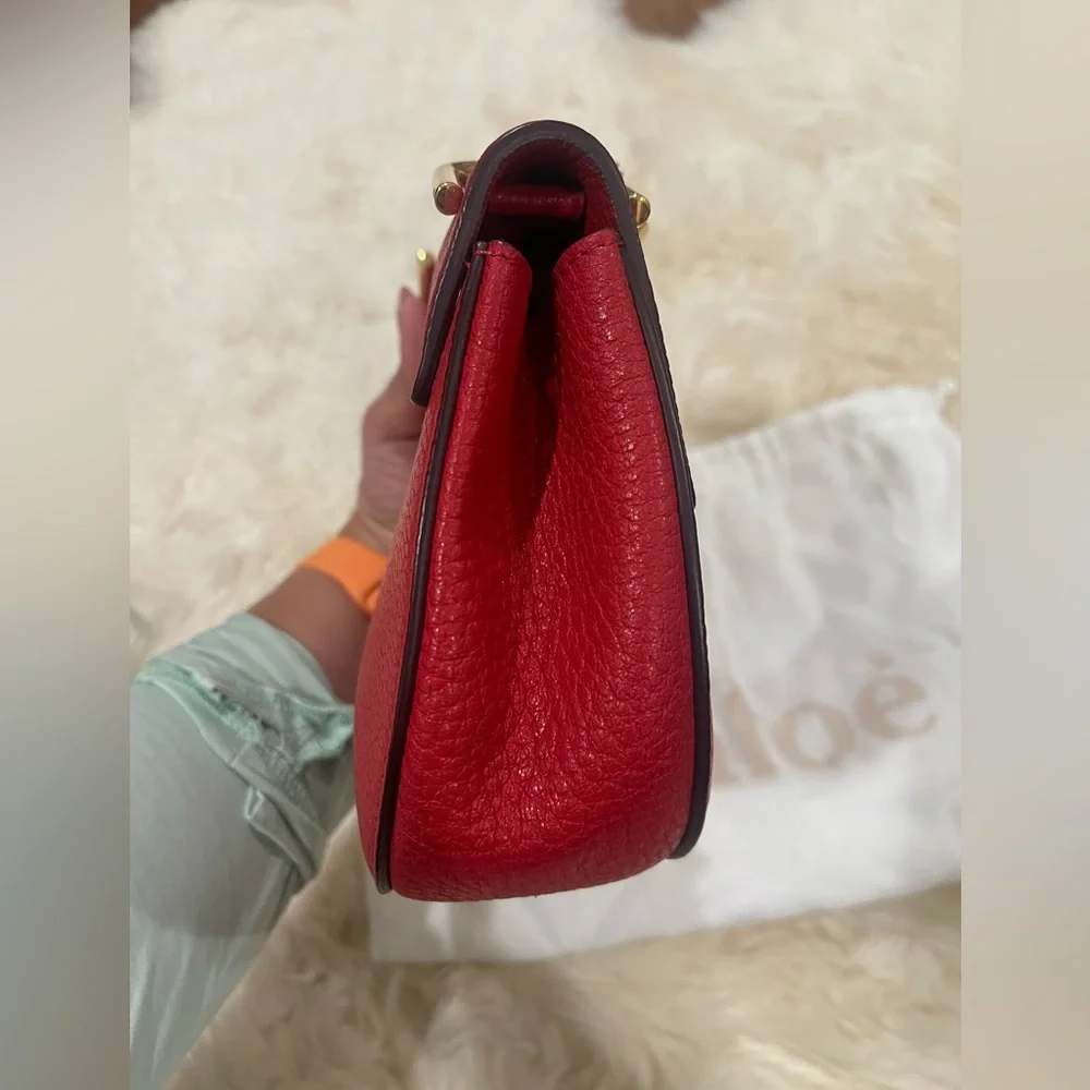 NEW: Chloe Small Drew Crossbody Bag in Red with Gold hardware - Picture 6 of 8